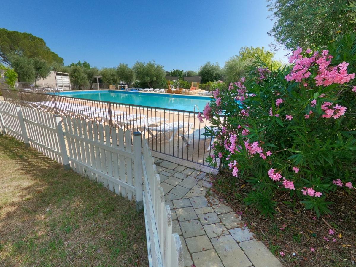 Vacanze Glamping Boutique San Felice del Benaco Εξωτερικό φωτογραφία