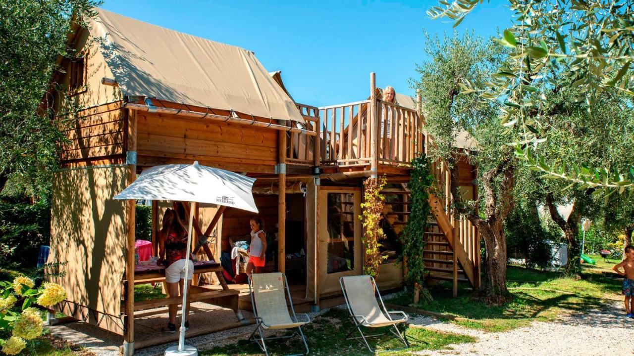 Vacanze Glamping Boutique San Felice del Benaco Εξωτερικό φωτογραφία