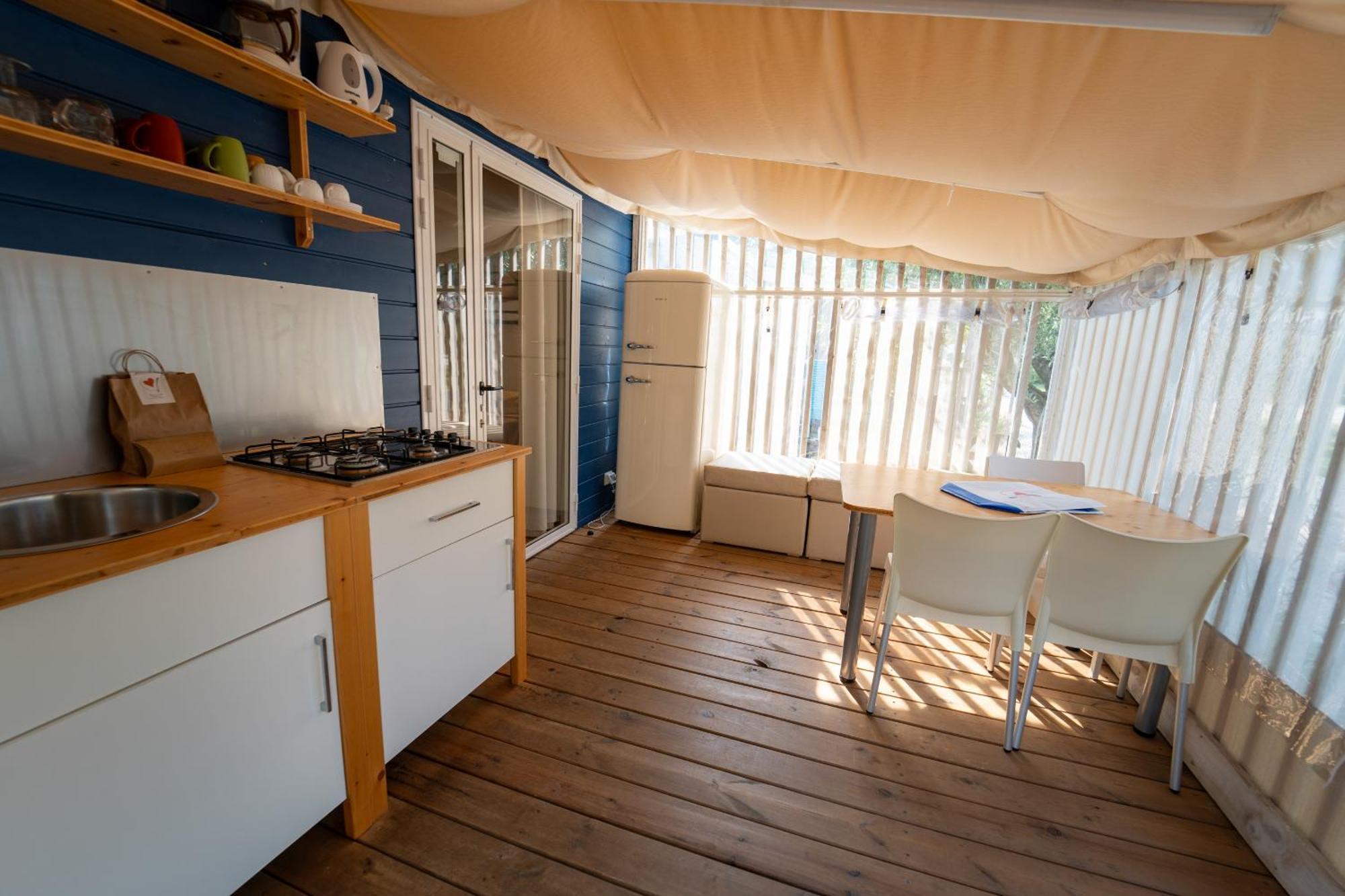 Vacanze Glamping Boutique San Felice del Benaco Δωμάτιο φωτογραφία