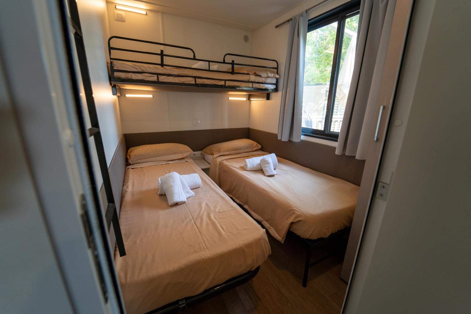 Vacanze Glamping Boutique San Felice del Benaco Δωμάτιο φωτογραφία