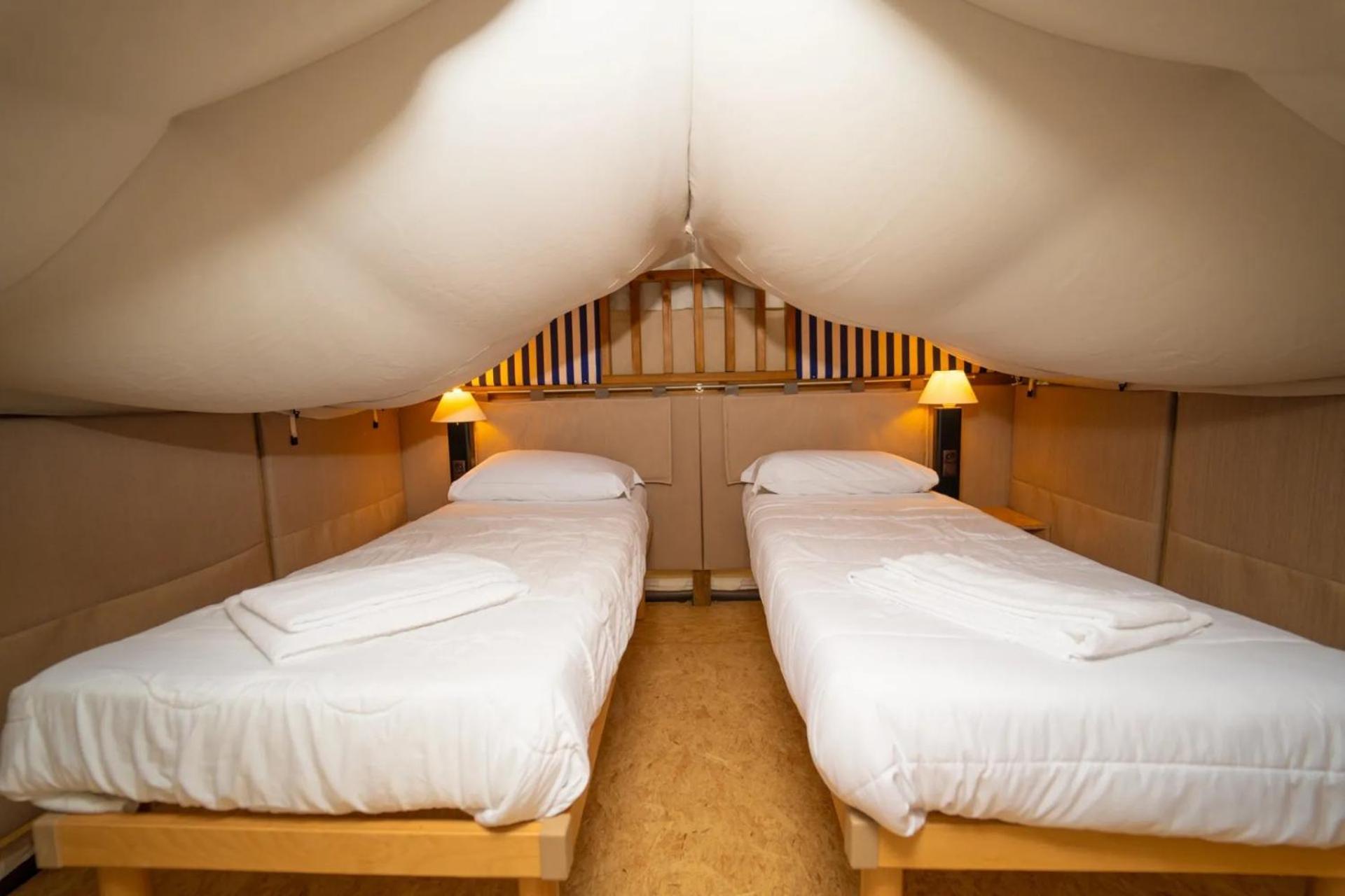 Vacanze Glamping Boutique San Felice del Benaco Δωμάτιο φωτογραφία