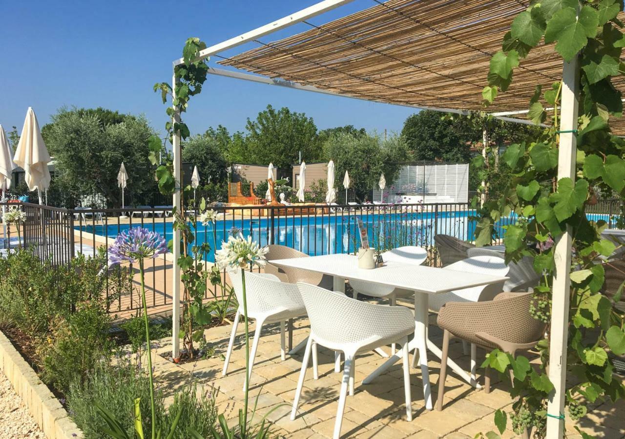 Vacanze Glamping Boutique San Felice del Benaco Εξωτερικό φωτογραφία