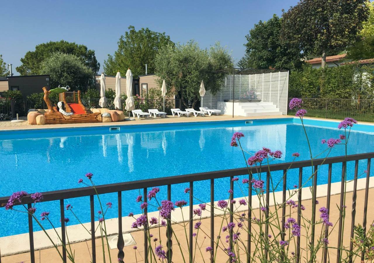 Vacanze Glamping Boutique San Felice del Benaco Εξωτερικό φωτογραφία