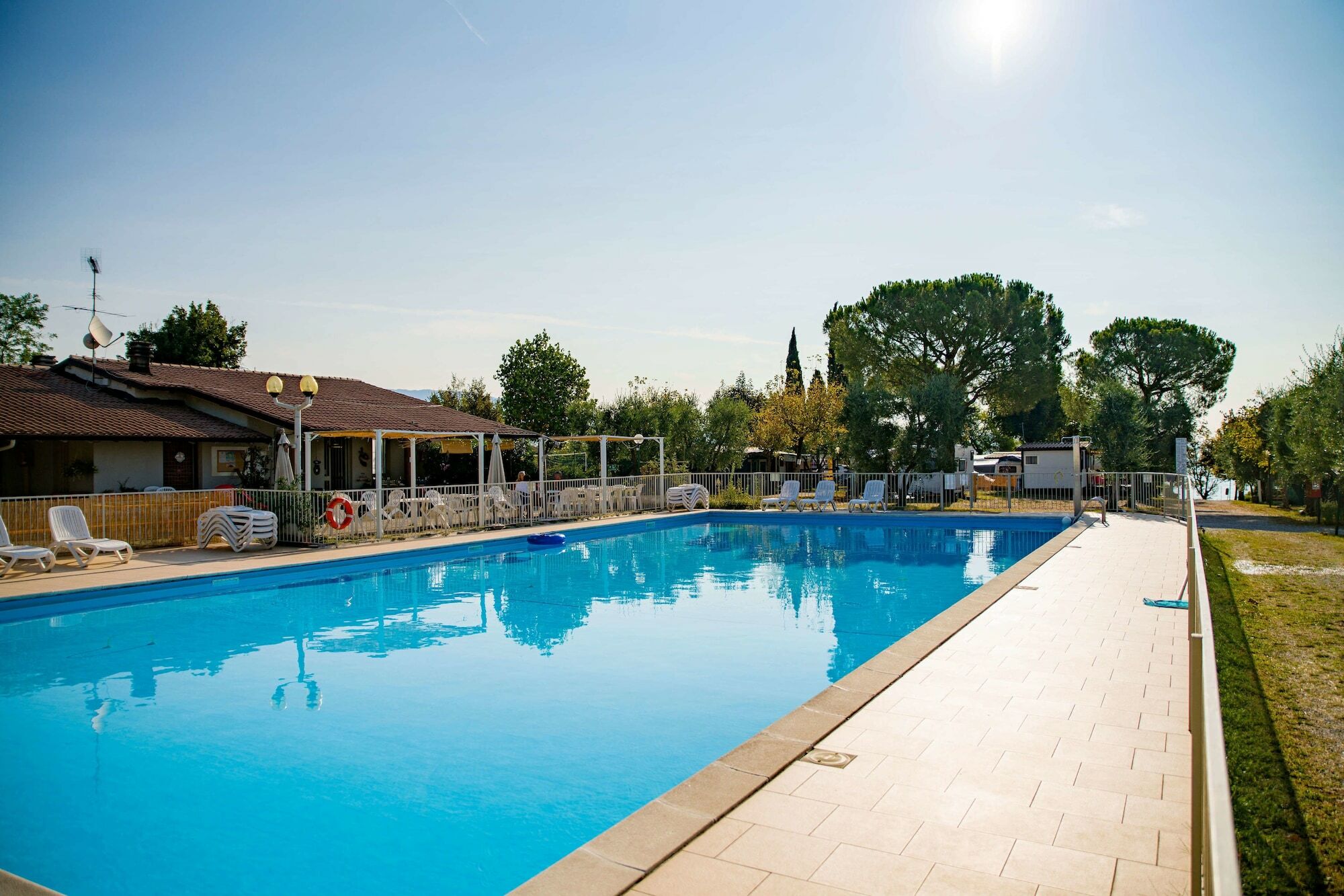 Vacanze Glamping Boutique San Felice del Benaco Εξωτερικό φωτογραφία