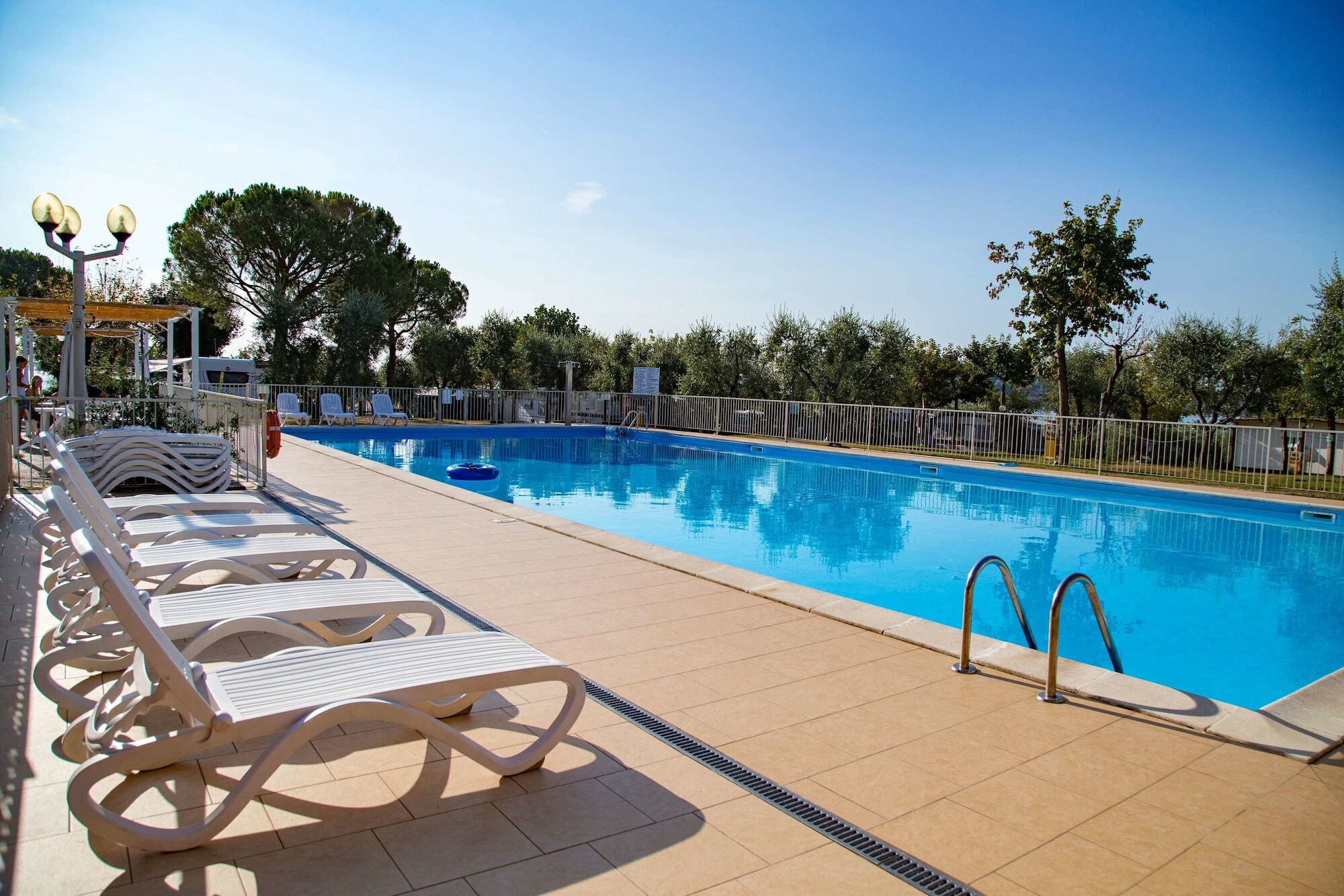Vacanze Glamping Boutique San Felice del Benaco Εξωτερικό φωτογραφία